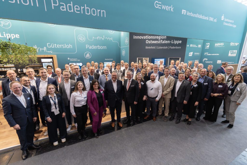 OWL präsentiert sich auf der Expo Real in München.